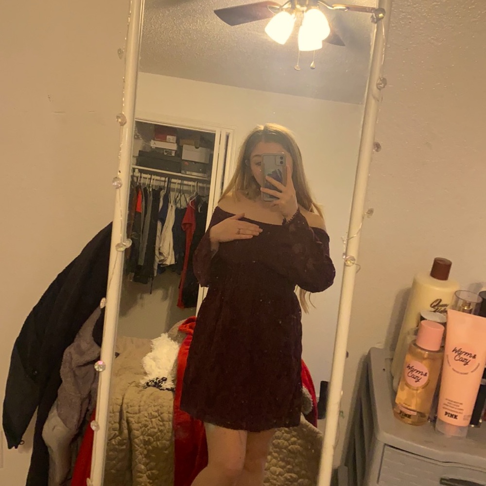 Short long sleeve dark purple lace dress